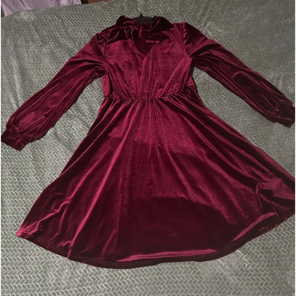 Crushed velvet Christmas red dress